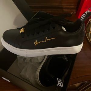 Versace logo sneakers - Brand New